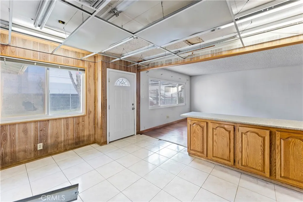 1829 E Elm, Ontario, California 91761 home-pic-8