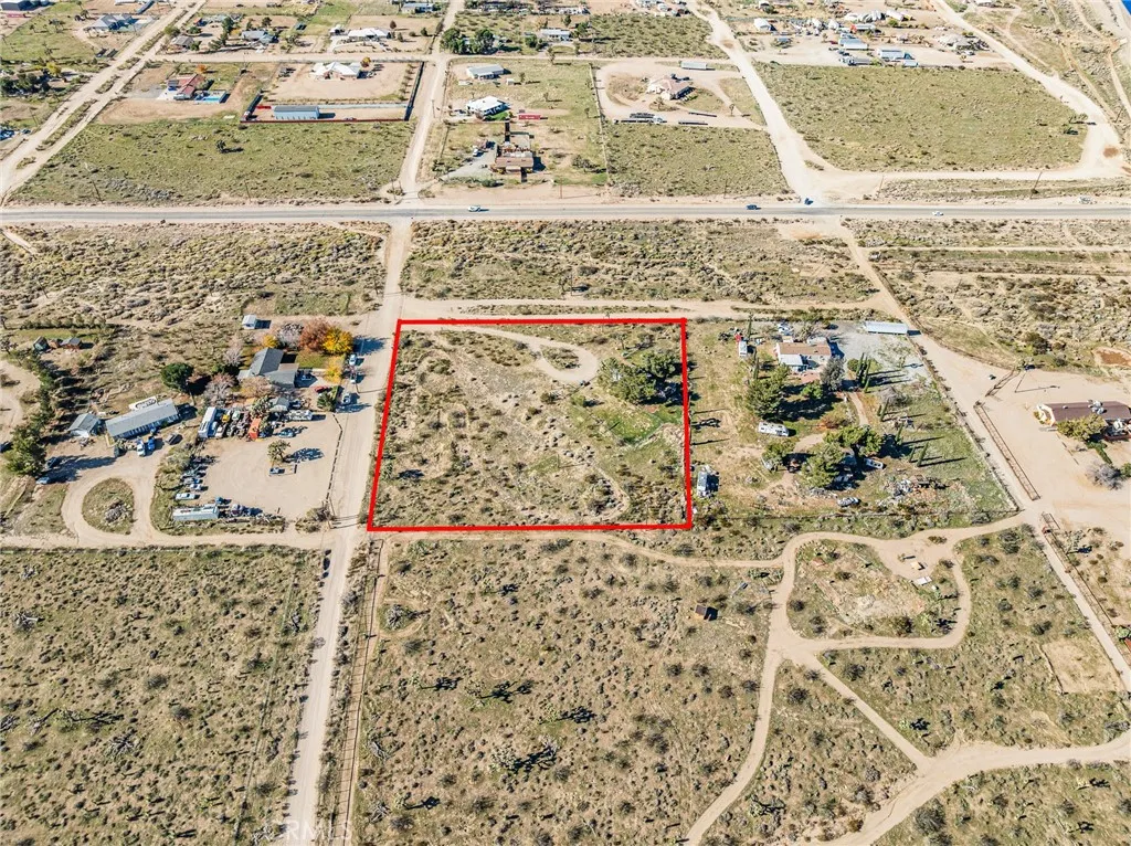 9770 2nd, Phelan, California 92371 home-pic-32