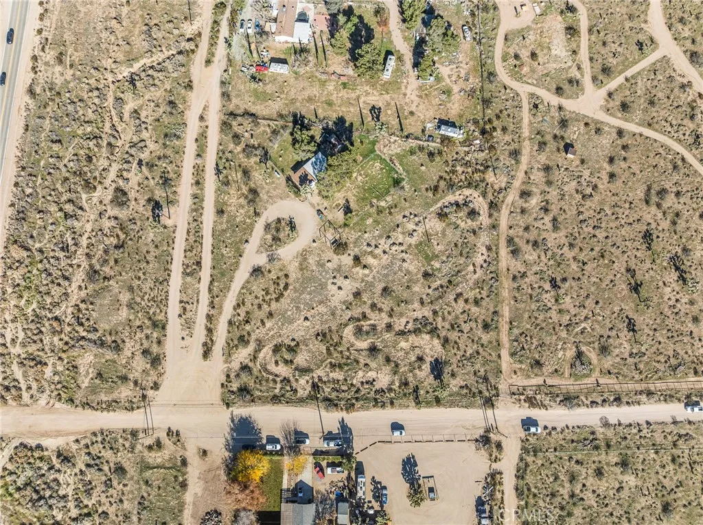 9770 2nd, Phelan, California 92371 home-pic-28