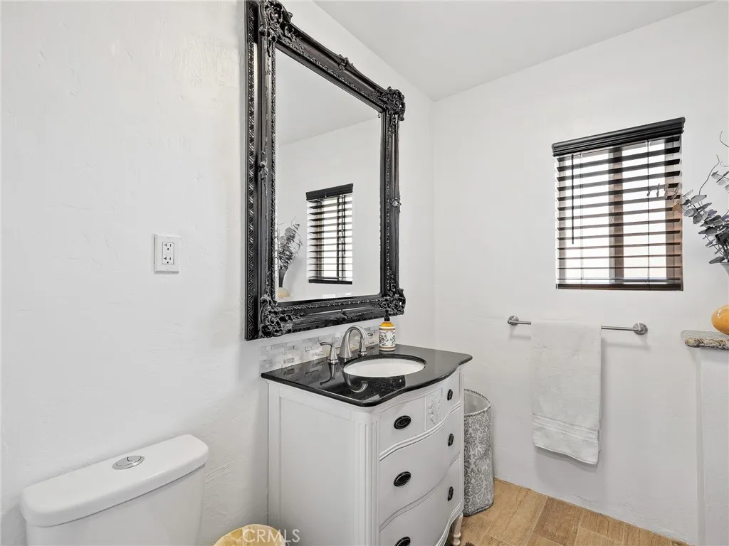 9770 2nd, Phelan, California 92371 home-pic-17