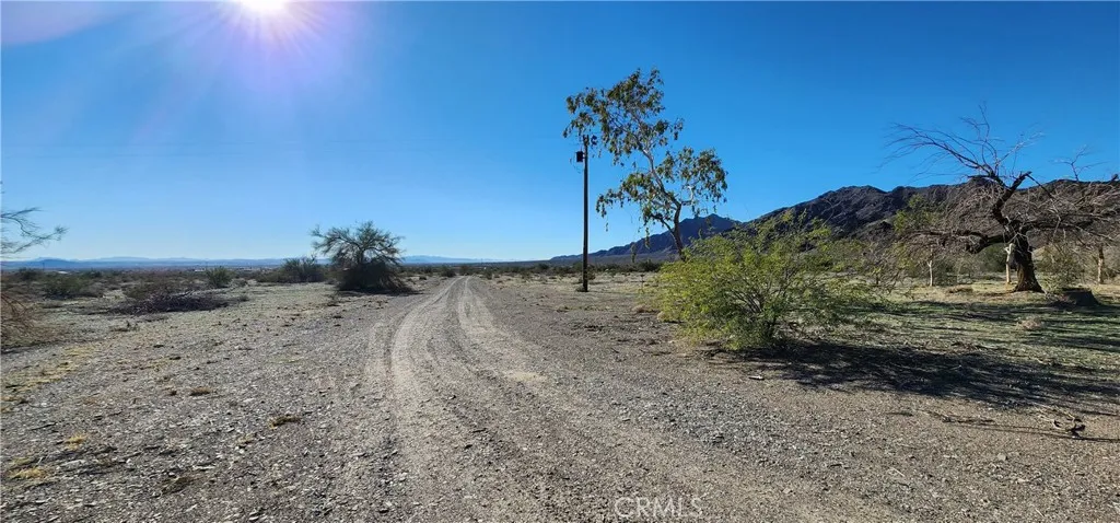 Gravel road into property