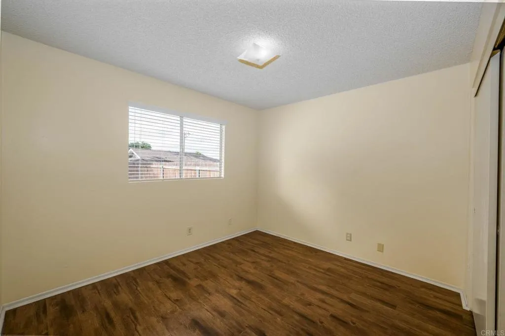 33115 Evergreen Sreet, Lake Elsinore, California 92530 home-pic-33