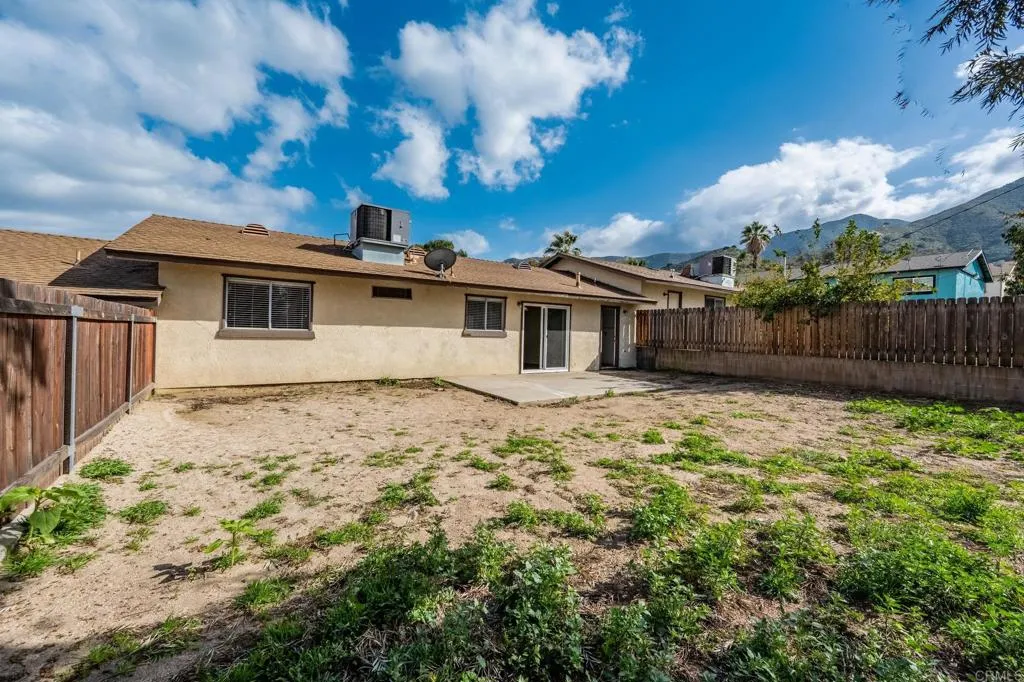 33115 Evergreen Sreet, Lake Elsinore, California 92530 home-pic-38