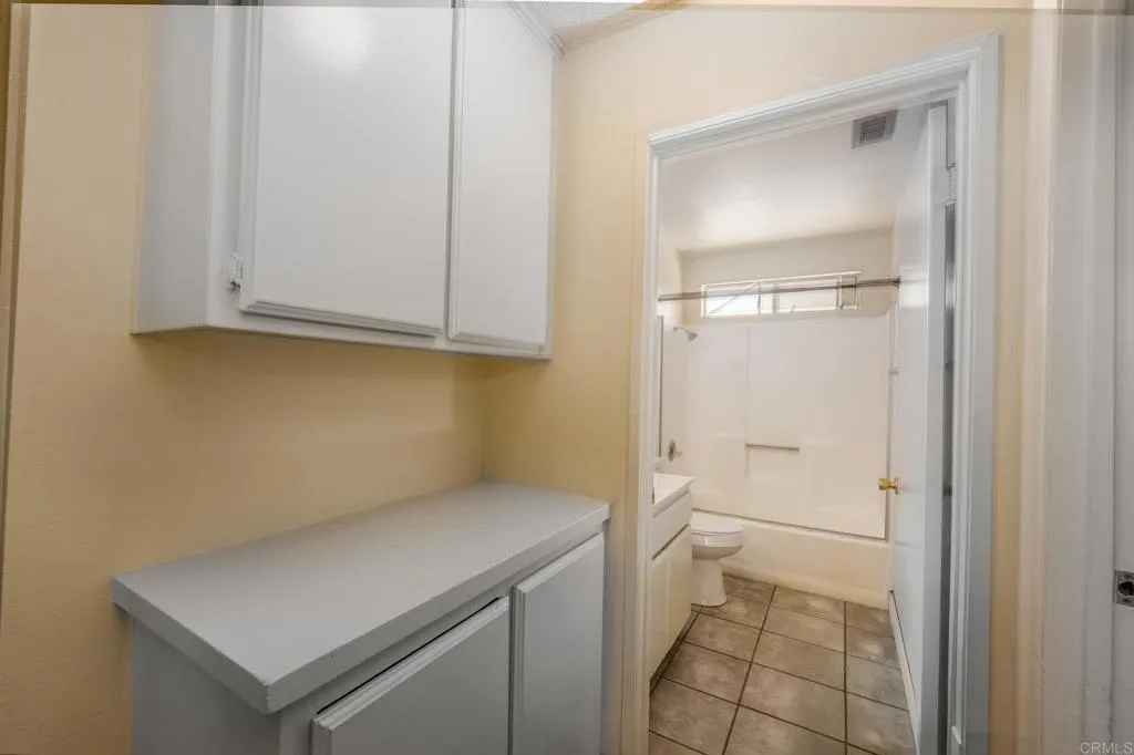 33115 Evergreen Sreet, Lake Elsinore, California 92530 home-pic-35