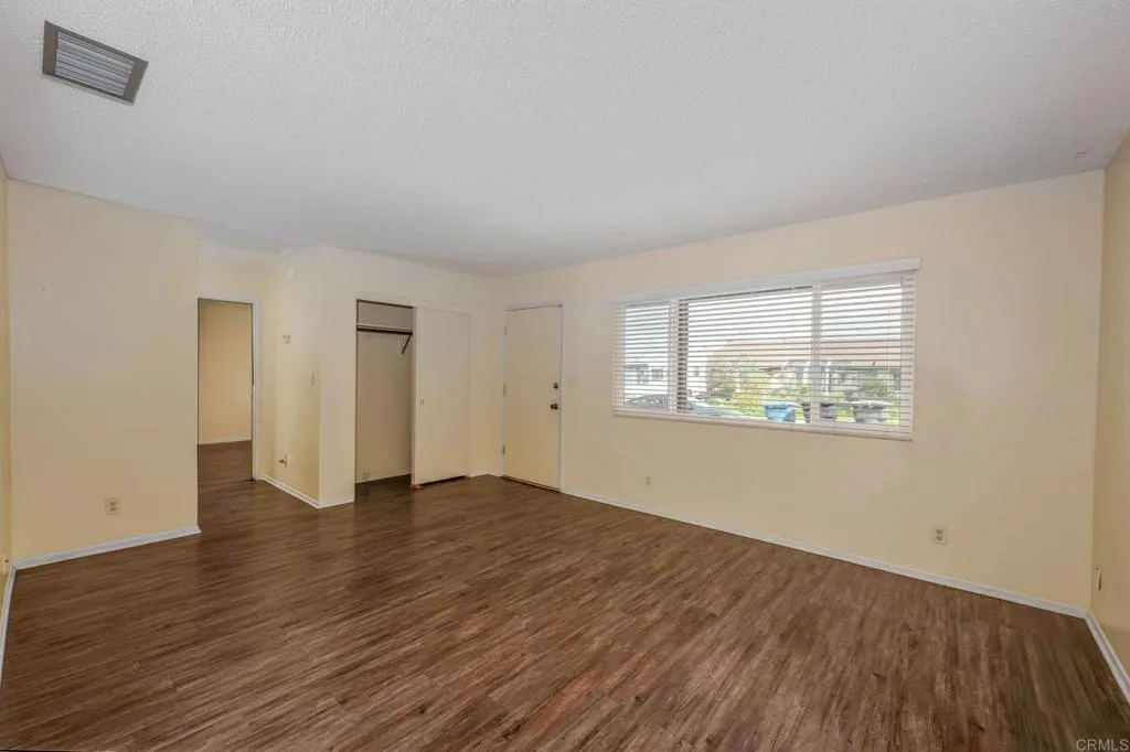 33115 Evergreen Sreet, Lake Elsinore, California 92530 home-pic-29