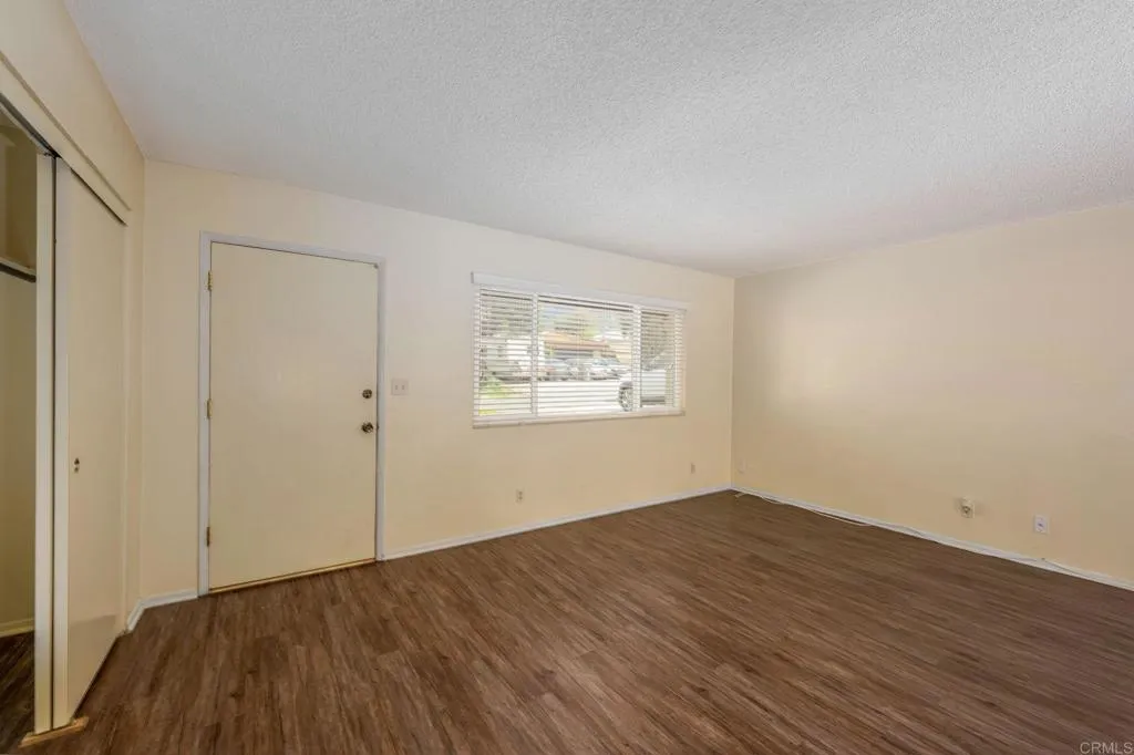 33115 Evergreen Sreet, Lake Elsinore, California 92530 home-pic-28