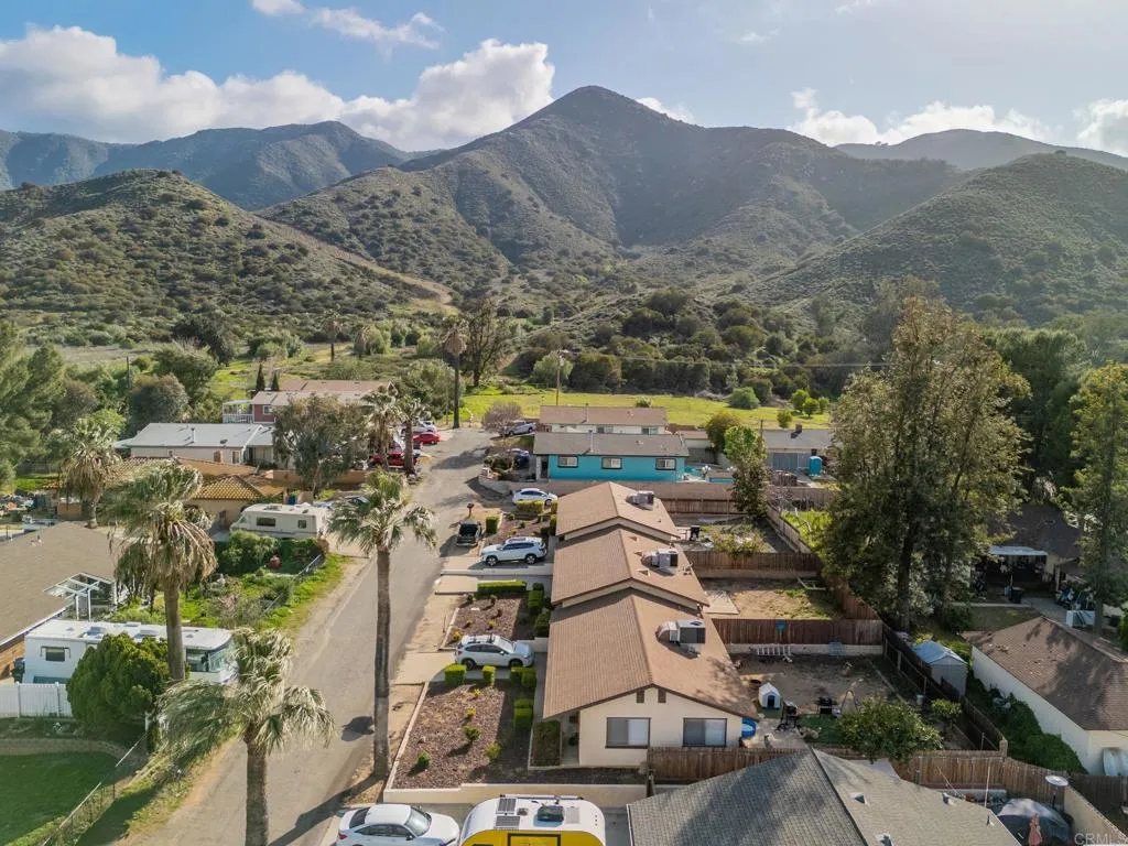33115 Evergreen Sreet, Lake Elsinore, California 92530 home-pic-19