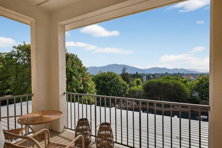 69-web-or-mls-UpmarketMedia-5352Pla-012