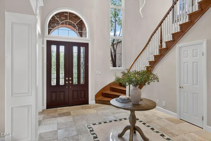 21-web-or-mls-UpmarketMedia-5352Pla-130