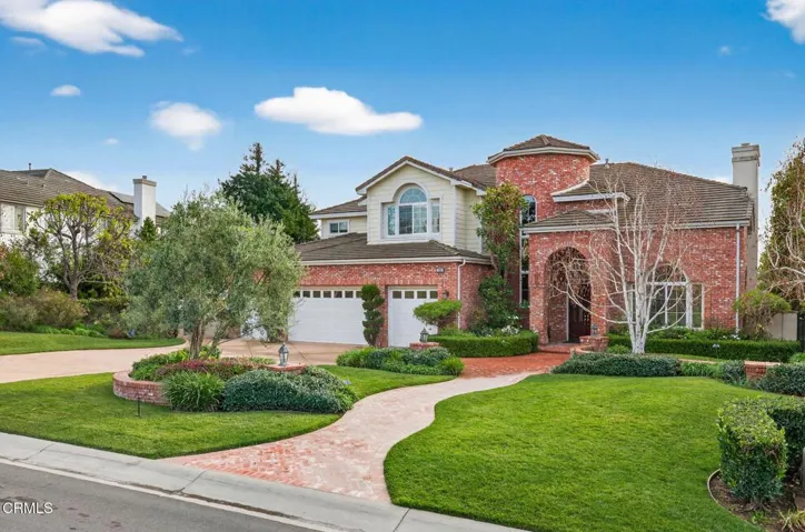 13-web-or-mls-UpmarketMedia-5352Pla-117
