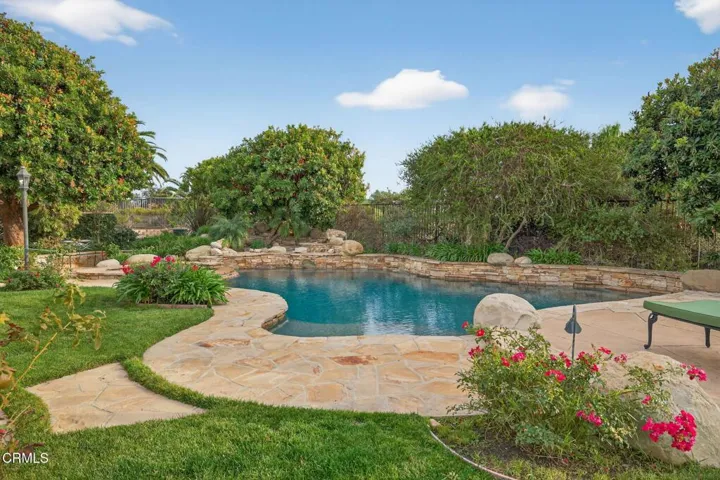 92-web-or-mls-UpmarketMedia-5352Pla-243
