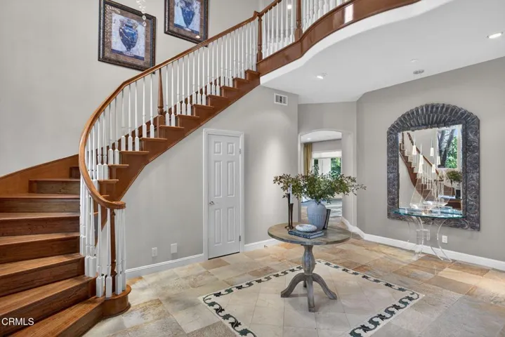 19-web-or-mls-UpmarketMedia-5352Pla-128
