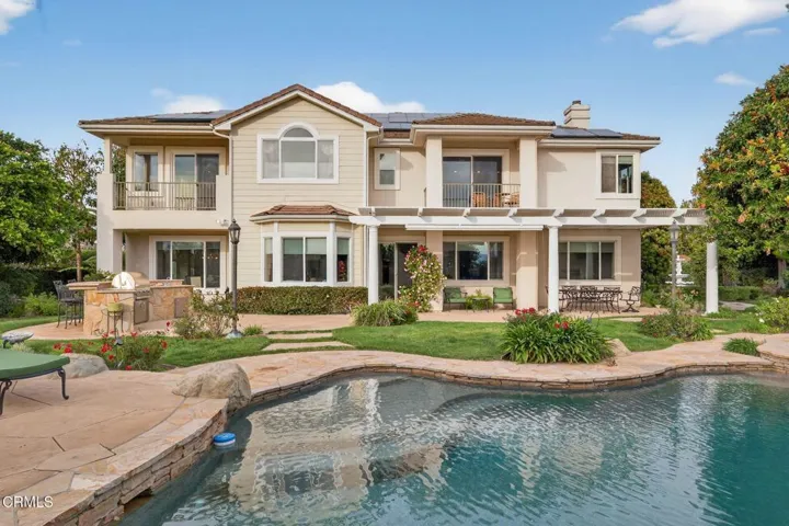 101-web-or-mls-UpmarketMedia-5352Pla-251