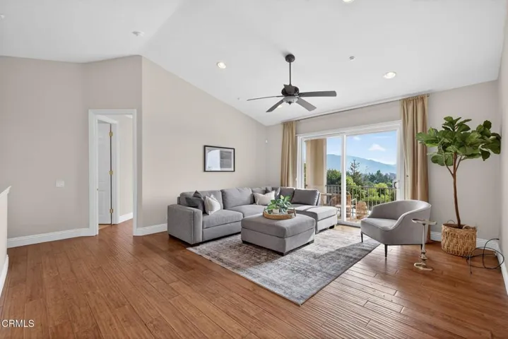 66-web-or-mls-UpmarketMedia-5352Pla-001