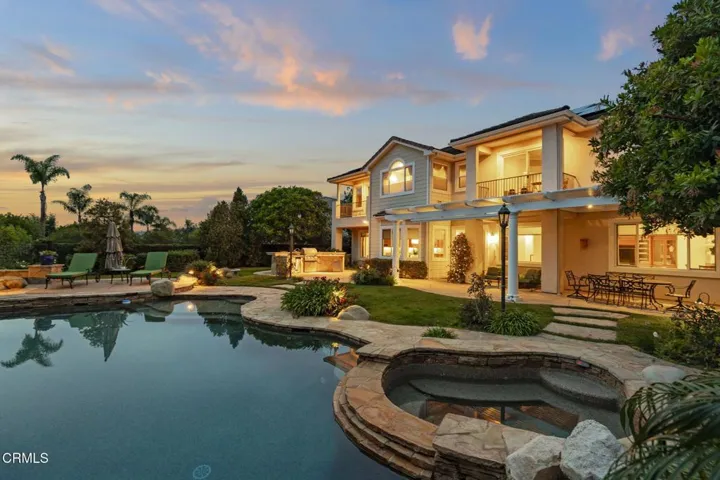 9-web-or-mls-UpmarketMedia-5352Pla-twi-0