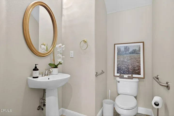 83-web-or-mls-UpmarketMedia-5352Pla-211