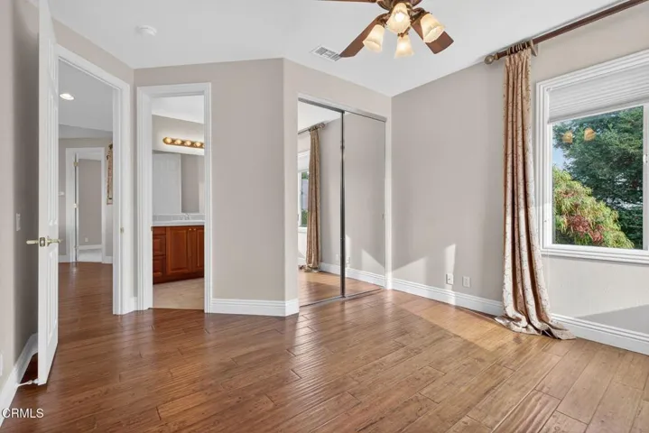 75-web-or-mls-UpmarketMedia-5352Pla-086