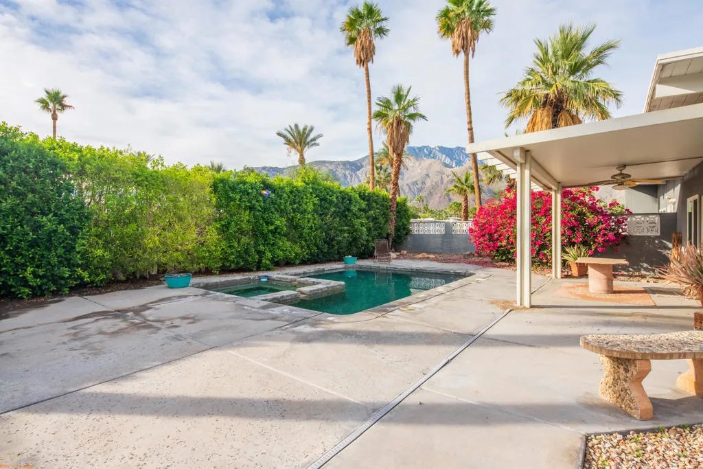 2272 N Starr Road, Palm Springs, California 92262 home-pic-31