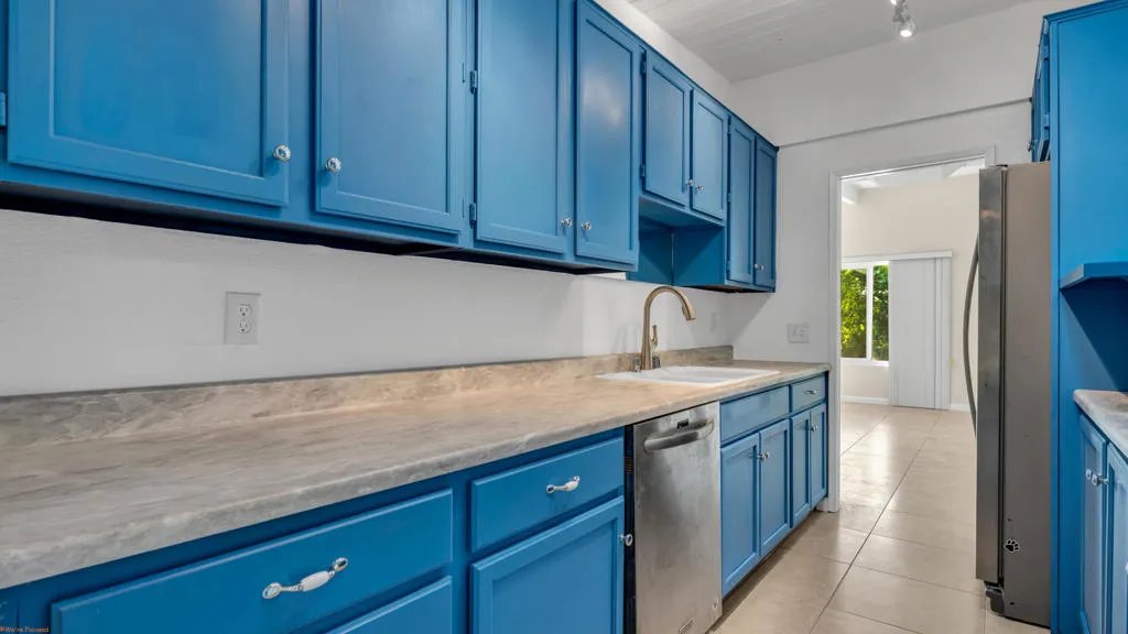 2272 N Starr Road, Palm Springs, California 92262 home-pic-7