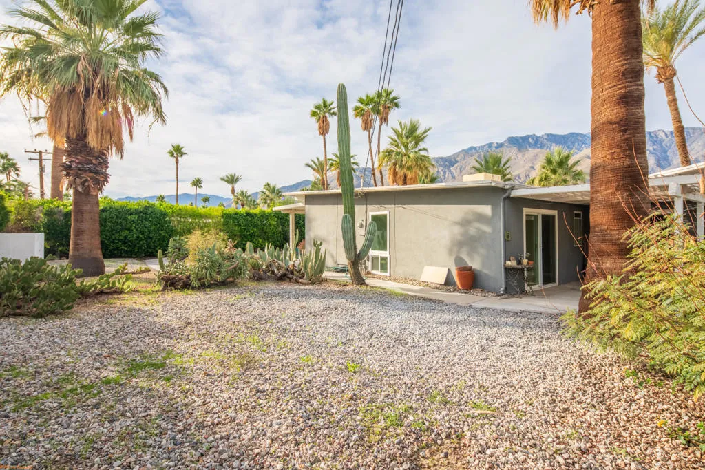 2272 N Starr Road, Palm Springs, California 92262 home-pic-34