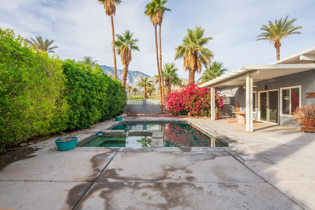 2272 N Starr Road, Palm Springs, California 92262 home-pic-30