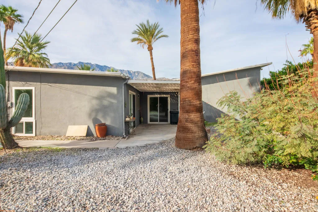 2272 N Starr Road, Palm Springs, California 92262 home-pic-36