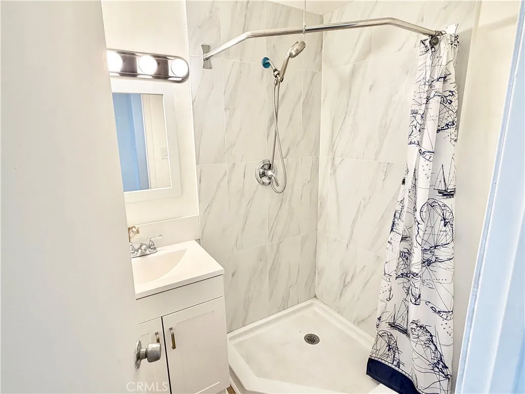 520 W California, Glendale, California 91203 home-pic-18