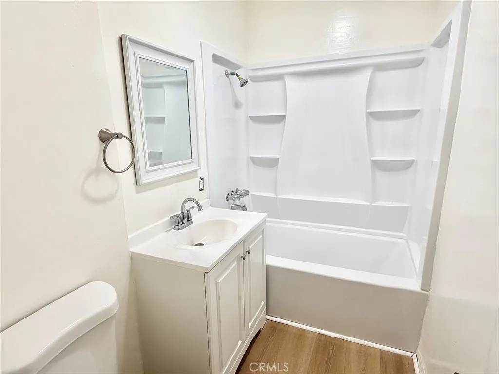 520 W California, Glendale, California 91203 home-pic-17