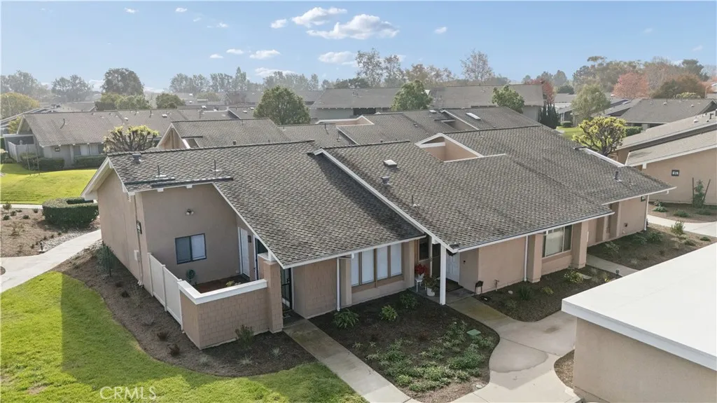 8855 Sutter Circle 520-c, Huntington Beach, California 92646 home-pic-1