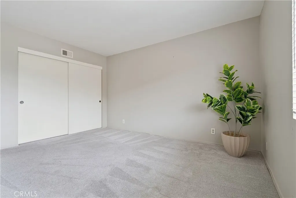 8855 Sutter Circle 520-c, Huntington Beach, California 92646 home-pic-18