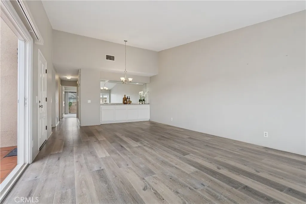 8855 Sutter Circle 520-c, Huntington Beach, California 92646 home-pic-7