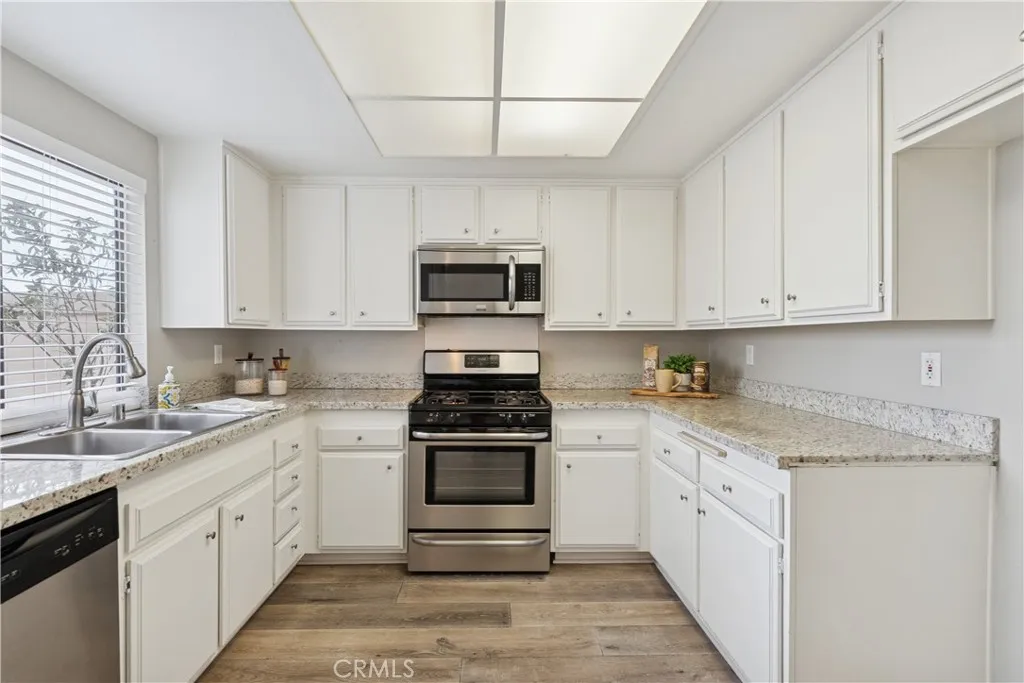 8855 Sutter Circle 520-c, Huntington Beach, California 92646 home-pic-13
