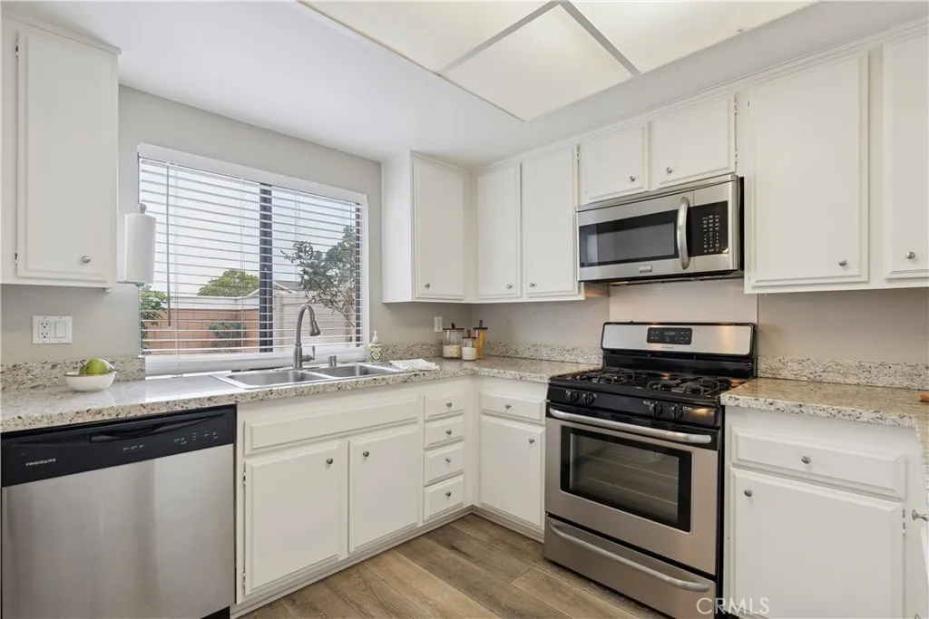 8855 Sutter Circle 520-c, Huntington Beach, California 92646 home-pic-14