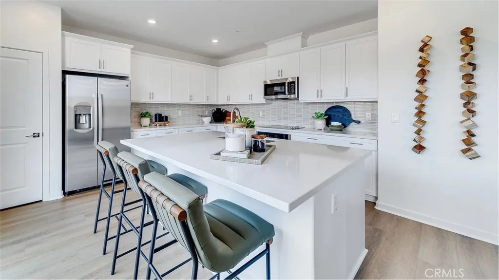 2670 Birdsong Privado Avenue, Ontario, California 91761 home-pic-0