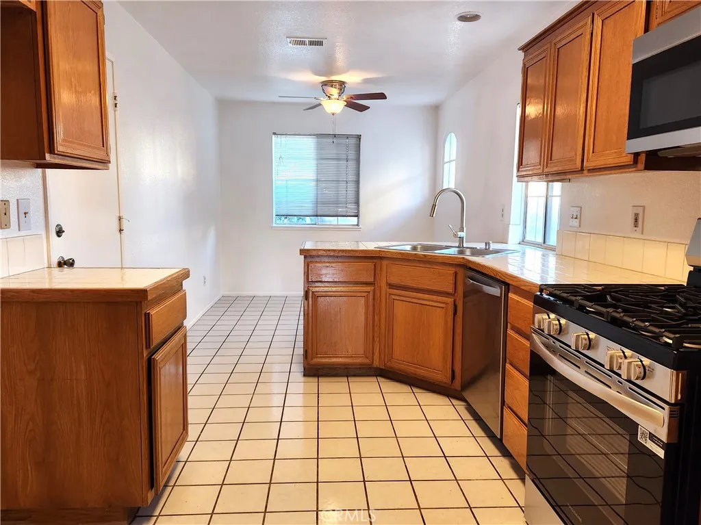 7545 Calais Court, Rancho Cucamonga, California 91730 home-pic-7