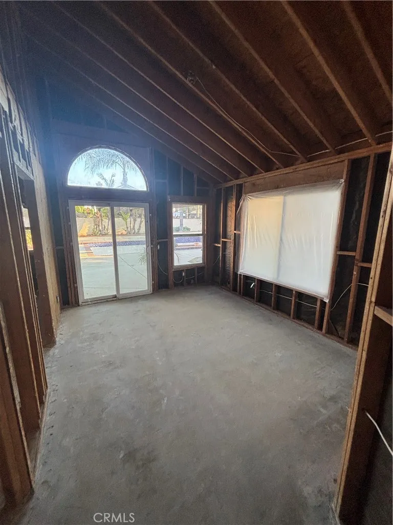 8430 Bess Court, Riverside, California 92508 home-pic-4