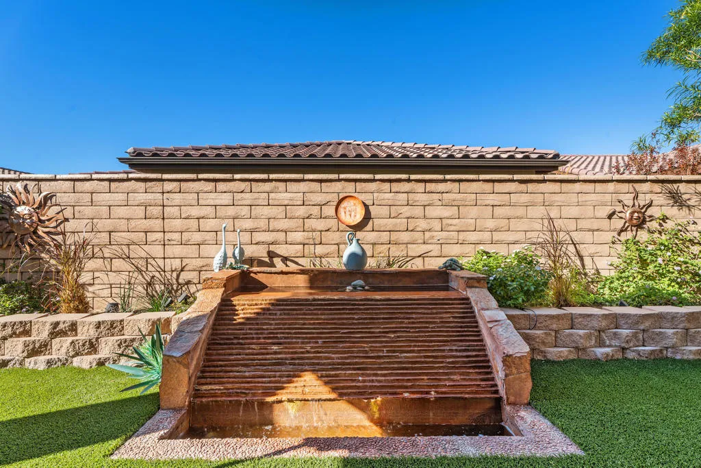 42941 Cusino Court, Indio, California 92203 home-pic-27