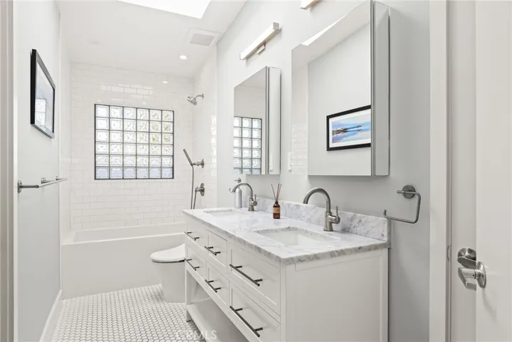 2336 22nd Street, Santa Monica, California 90405