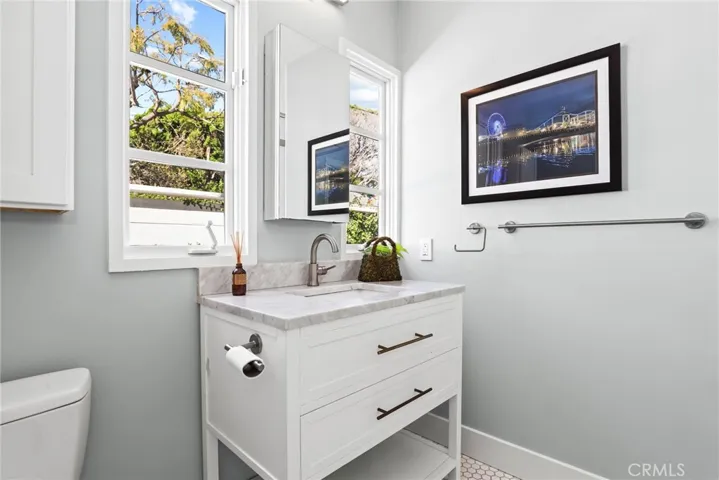 2336 22nd Street, Santa Monica, California 90405