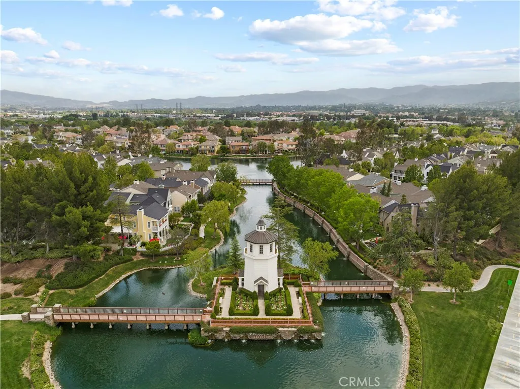 23402 Brookdale Lane 56, Valencia, California 91355 home-pic-71