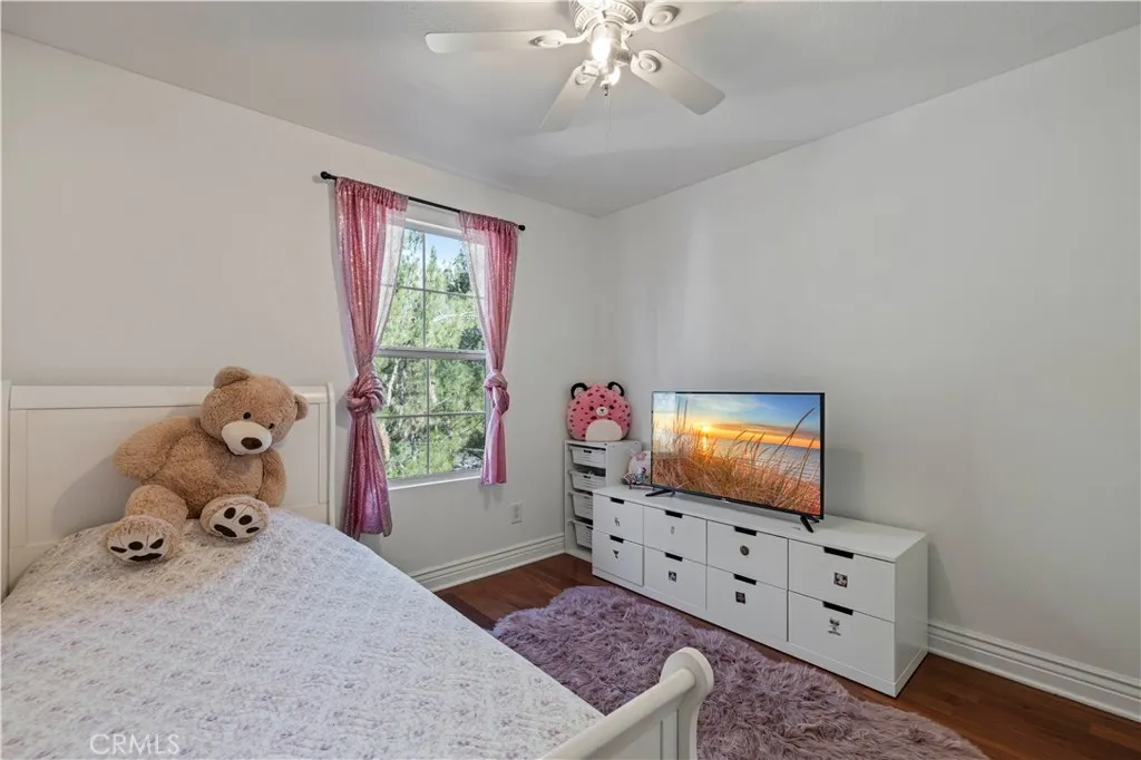 23402 Brookdale Lane 56, Valencia, California 91355 home-pic-39