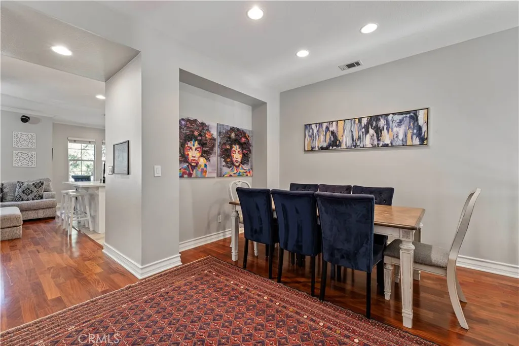 23402 Brookdale Lane 56, Valencia, California 91355 home-pic-9