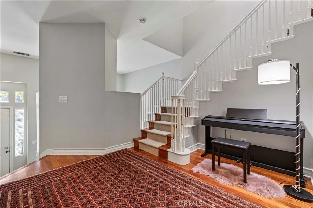 23402 Brookdale Lane 56, Valencia, California 91355 home-pic-12