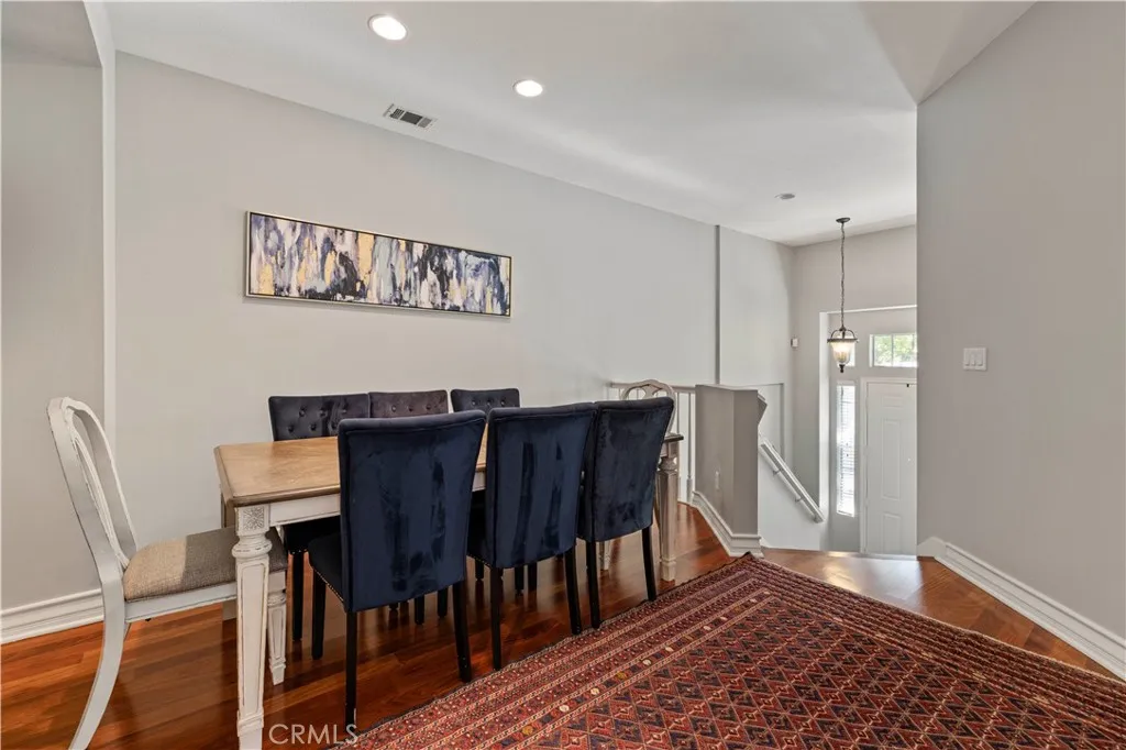 23402 Brookdale Lane 56, Valencia, California 91355 home-pic-7