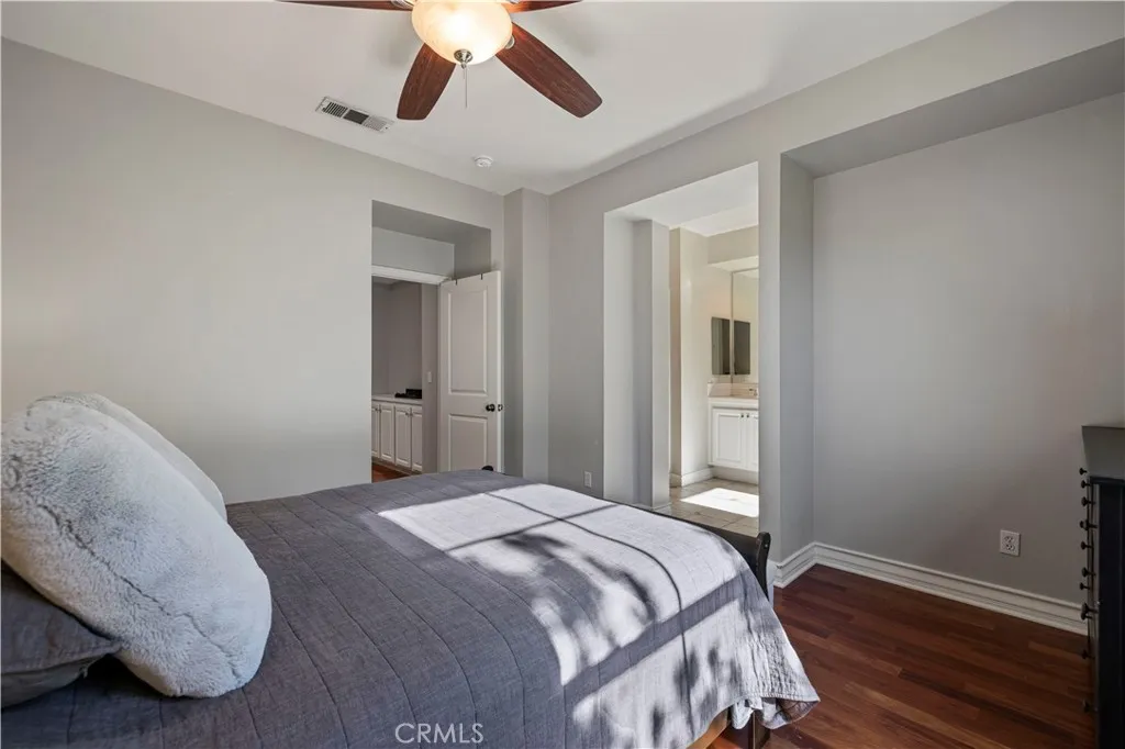23402 Brookdale Lane 56, Valencia, California 91355 home-pic-31