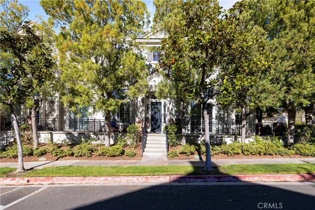 23402 Brookdale Lane 56, Valencia, California 91355 home-pic-52