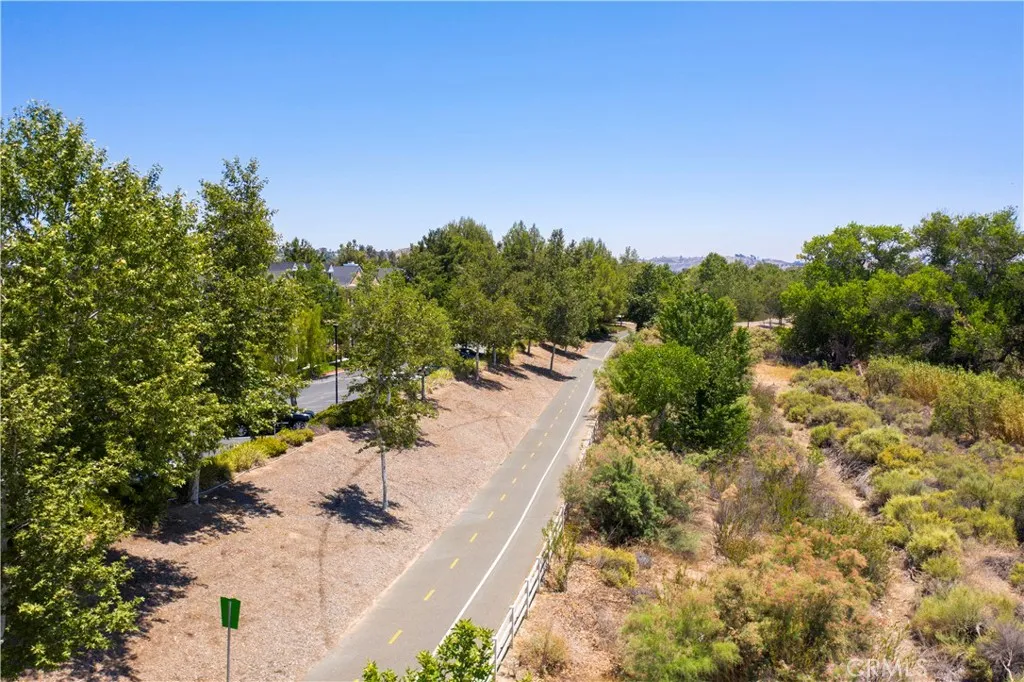 23402 Brookdale Lane 56, Valencia, California 91355 home-pic-65