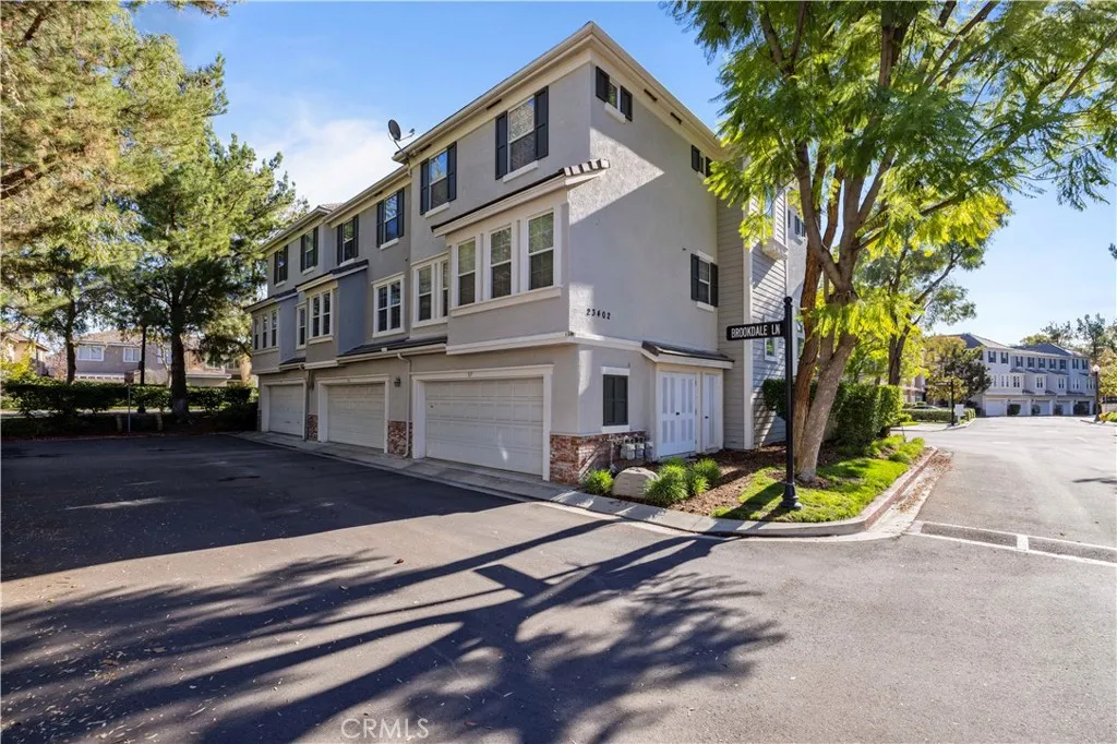 23402 Brookdale Lane 56, Valencia, California 91355 home-pic-63