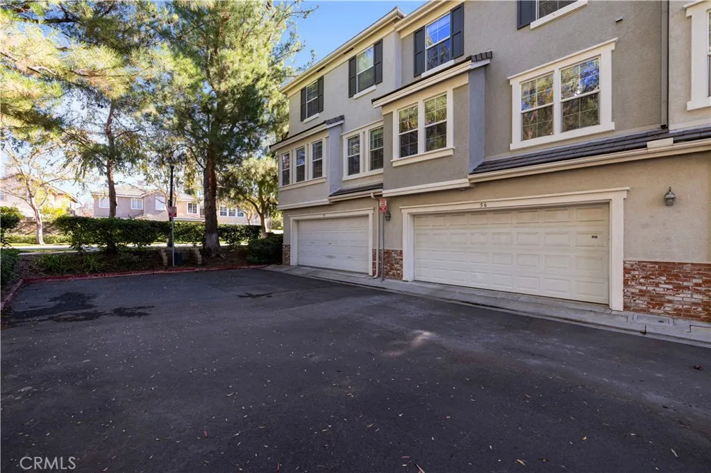23402 Brookdale Lane 56, Valencia, California 91355 home-pic-61