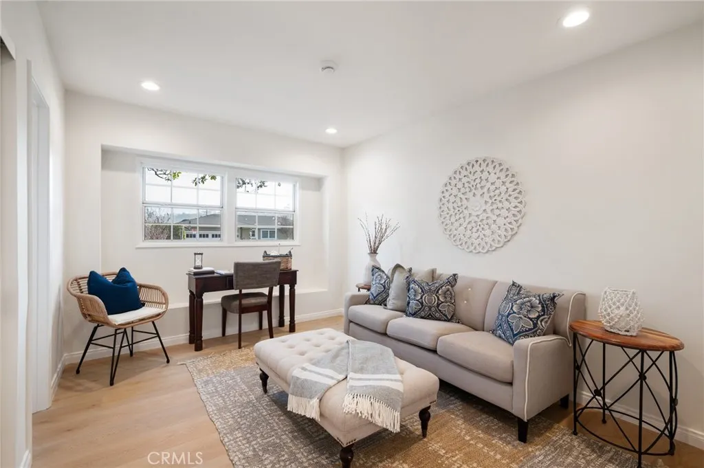 1707 Massena Avenue, Redondo Beach, California 90277 home-pic-22